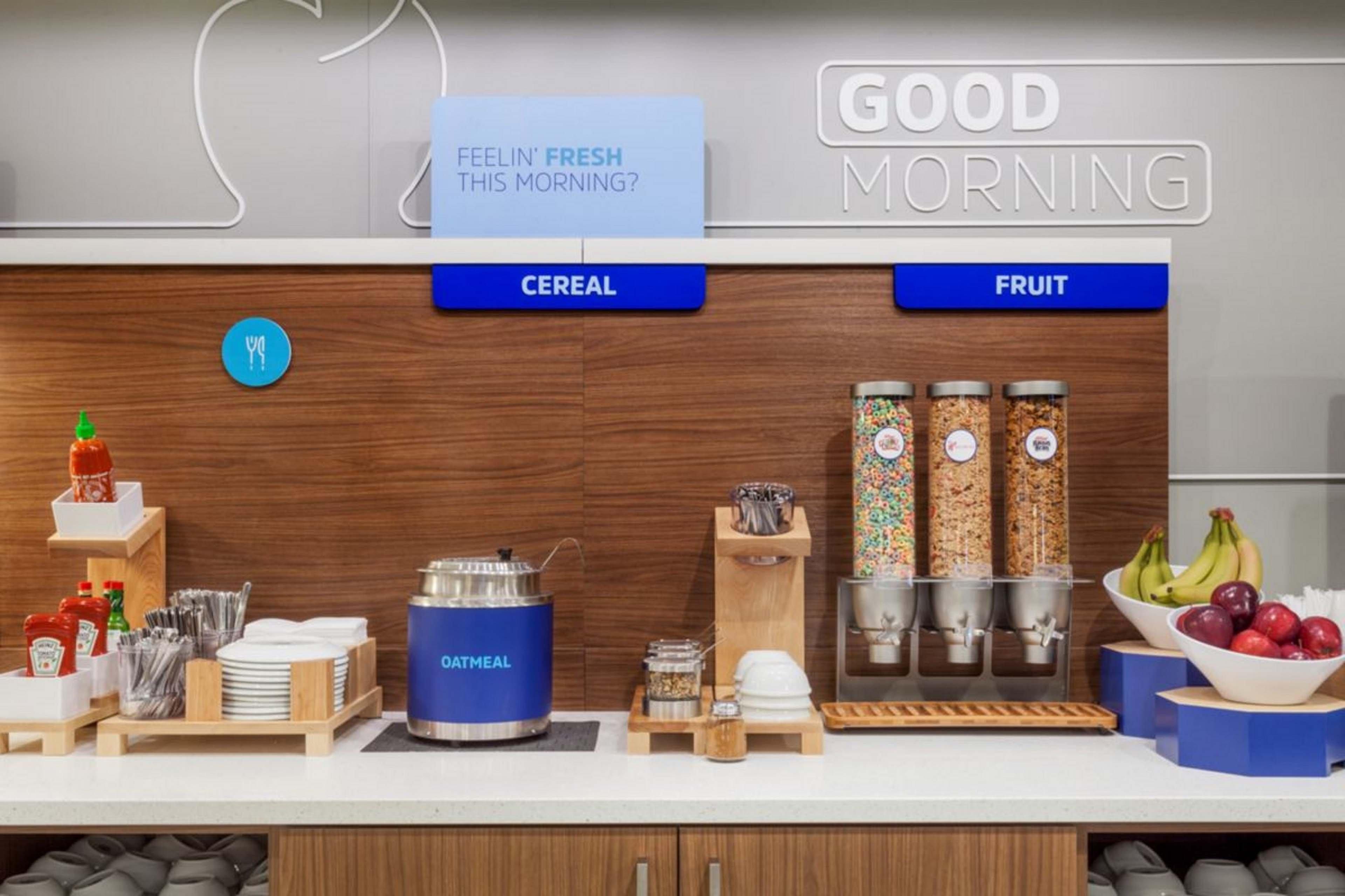 Holiday Inn Express & Suites Fairmont By Ihg Eksteriør bilde