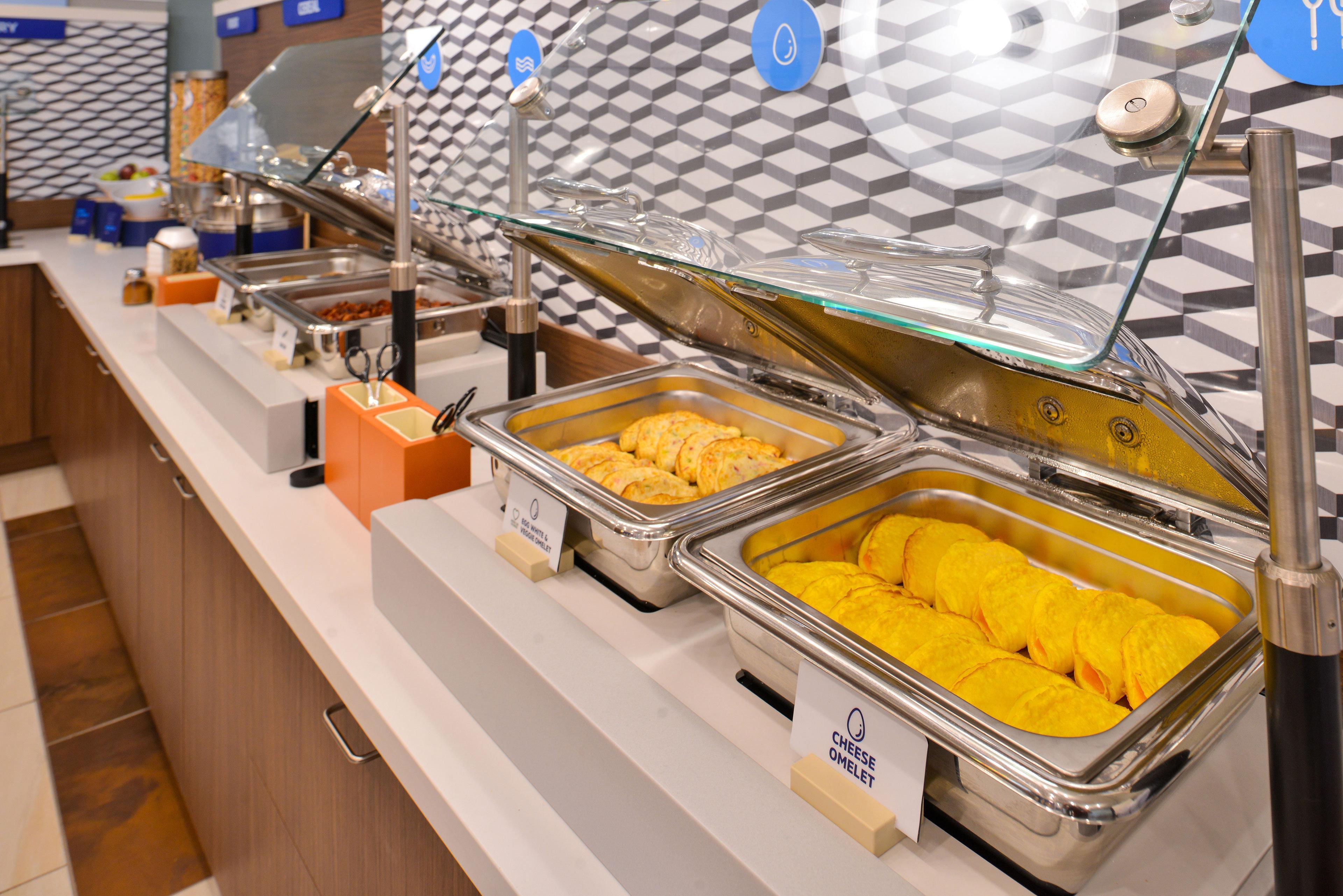 Holiday Inn Express & Suites Fairmont By Ihg Eksteriør bilde